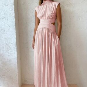 Elegant Pink Sleeveless Maxi Dress